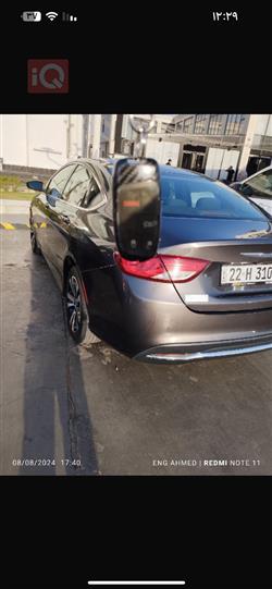 Chrysler 200
